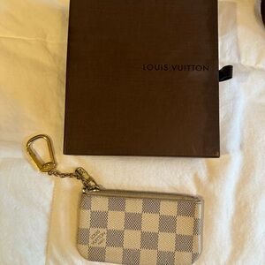 Louis vuitton key pouch